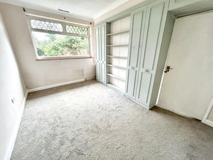 Bedroom- click for photo gallery